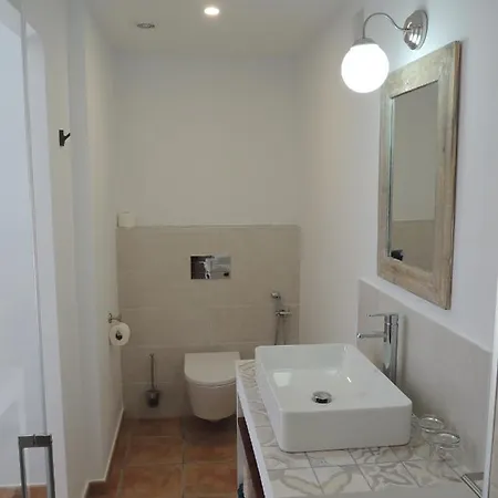 Mirador 4*