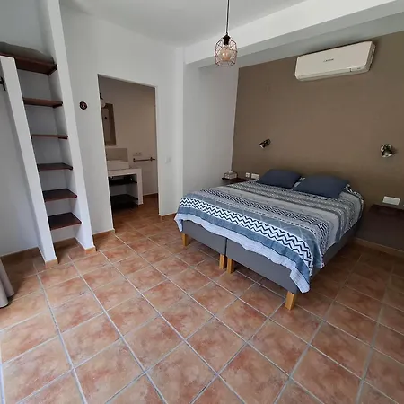 Mirador Couette-café 4*