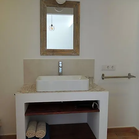 Couette-café Mirador 4*